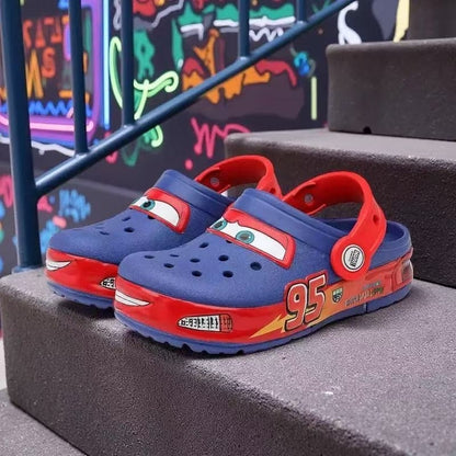 (Genuine) Kids Lightning 𝗠𝗰𝗤𝘂𝗲𝗲𝗻 Racing LED Clogs | Comfortable Non-Slip Sandals for Boys & Girls